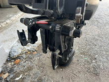 Cargar imagen en el visor de la galería, 8 9.9 15 hp Mercury 825538F1 DRIVESHAFT HOUSING assy, clamps &amp; swivel bracket FOUR STROKE
