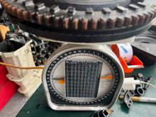 Charger l'image dans la galerie, DF 40 50 hp Suzuki 32102-87J20 FLYWHEEL magneto OEM 2009
