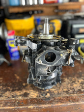 Charger l'image dans la galerie, sold ebay nov2023—25 30 Tohatsu Nissan 346B011004 CYLINDER &amp; CRANK CASE ASSY, 145 compression TWO STROKE 2003 powerhead

