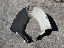 Charger l'image dans la galerie, BF 75 90 hp Honda cowl apron 63710-zw1-0000 extension case cover
