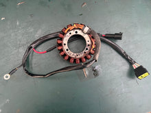 Charger l'image dans la galerie, f 60 Yamaha 6C5-81410-01-00 STATOR ASSY generator 50-70 hp 2011-2022
