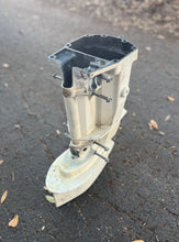 Load image into Gallery viewer, 25 hp BRP Evinrude e-tec 20” midsection 5008164 Exhaust Housing 05008164
