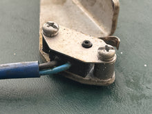 Charger l'image dans la galerie, f 60 Yamaha 6C5-86120-00-00 SOLENOID VALVE intake 40-70 hp, 6BG-86112-10-00 STAY, SOLENOID (idle air valve) - Unit 2
