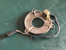 Charger l'image dans la galerie, 90 80 75 hp Yamaha 6H0-85580-01-00 PULSER COIL generator Two Stroke   1993-2008
