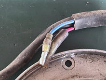 Cargar imagen en el visor de la galería, 25 30 hp Tohatsu Nissan 3P0060020 COIL PLATE ASSEMBLY exciter coil &amp; alternator TWO STROKE 2003
