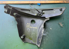 Charger l'image dans la galerie, MFS 20 15 9.9 hp Tohatsu 3RSQ670030 DRIVE SHAFT HOUSING lower side COVER (R) 3RSQ670040 DRIVE SHAFT HOUSING COVER (L) four st
