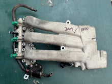 Charger l'image dans la galerie, DF 40 50 hp Suzuki 15710-87J00 FUEL INJECTORS, 13111-87J03 MANIFOLD, INTAKE DF40 serial 681314~up 1999-2009 four stroke Johns
