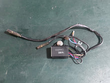 Charger l'image dans la galerie, 25 30 hp Tohatsu Nissan OEM 3P0060600 C.D. UNIT cdi control Two Stroke 2003
