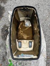 Charger l'image dans la galerie, 90 85 hp Yamaha top cowl 6H1-42610-46-4D, two stroke engine cover cowling
