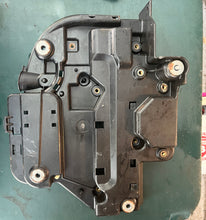 Charger l'image dans la galerie, BF 135 150 hp Honda 30416-ZY6-010 ELECTRONIC PARTS CASE cdi ecu electrical
