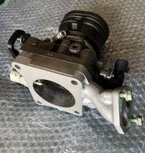 Cargar imagen en el visor de la galería, BF 225a Honda throttle body assy 16400-zy3-a01, spacer 16404-ZY3-000 , 17249-PY3-000 SPRING, AIR FLOW TUBE compatible 200 225
