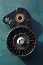 Load image into Gallery viewer, Mercruiser belt tensioner &amp; pulley 850291 outboard
