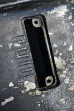 Load image into Gallery viewer, 25 30 hp Tohatsu Nissan GEAR CASE 346S6000006 two stroke 1996 - four stroke 2002-2009
