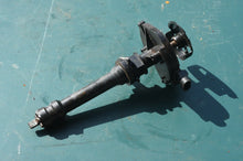 Charger l'image dans la galerie, 190 hp Mercruiser distributor part Distributor V6 805185A36 18-5471 4.3 Liter
