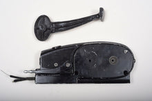 Cargar imagen en el visor de la galería, Mercury Kiekhaefer Side Mount antique side-mount control box
