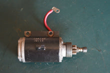 Load image into Gallery viewer, 90 75 60 50 40 hp Evinrude e-tec starter 0586768, starter motor oem BRP
