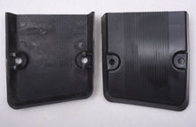 Cargar imagen en el visor de la galería, 90 250 hp Lower motor mount covers
