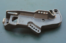 Charger l'image dans la galerie, DT 40 35 hp Suzuki Clamp Bracket set 41111-97E01-0ED 41121-97E01-0ED stern bracket 1994-1998 Two Stroke
