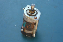 Charger l'image dans la galerie, OEM DT65 Suzuki starter w bracket SZZ681, 2-stroke 3 cylinder
