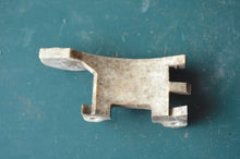 Load image into Gallery viewer, 4 hp OMC Johnson Throttle Advance 323420 OEM obsolete, Evinrude
