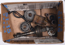 Cargar imagen en el visor de la galería, 7.5, 9.8 hp Mercury lower unit, prop shaft, gears, gear case
