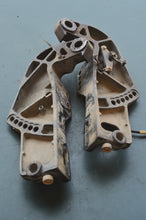 Load image into Gallery viewer, DF 50 A Suzuki motor sternbrackets clamp brackets black port and stbd
