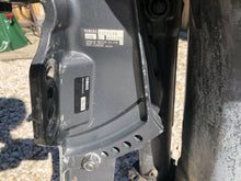 Cargar imagen en el visor de la galería, F25, 30 hp, 20” Yamaha long-shaft, power trim and tilt midsection, outboard
