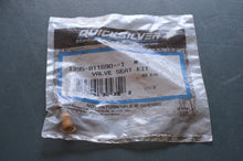 Charger l'image dans la galerie, 135 150 175 HP Mercury Valve Seat Kit 1395-811690-1, some Mercruiser compatibility
