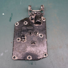 Charger l'image dans la galerie, 7.5, 9.8 hp mercury 110, exhaust manifold cover, part# 89012
