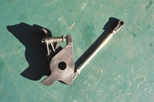 Charger l'image dans la galerie, DT 65 55 Suzuki THROTTLE CONTROL ARM 19121-94701 Lever etc two stroke 1988-97
