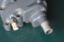 Cargar imagen en el visor de la galería, BF 225 Honda Left Exhaust Assy 18120-zy3-010za - for 2007 &amp; later models - off bagj-1500001t
