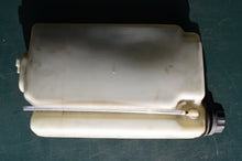Cargar imagen en el visor de la galería, 115 125 hp Mercury Mariner Oil Reservoir Tank 1256-8628 1256-8628A5 8628A1 8628A6 8628A7
