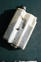 Cargar imagen en el visor de la galería, 115 125 hp Mercury Mariner Oil Reservoir Tank 1256-8628 1256-8628A5 8628A1 8628A6 8628A7
