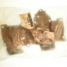 Charger l'image dans la galerie, 50 hp, 60 Hp Mercury Mariner Transfer Cover 1987-90, 14428A-1
