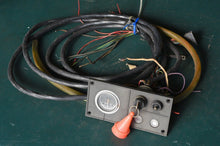 Charger l'image dans la galerie, OMC key panel and harness for electric shift outboards
