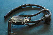 Cargar imagen en el visor de la galería, 25 HP 30 HP Tohatsu Nissan Fuel Cooler 3ac1750, Pressure Fuel Filter 3acb101430 - Mercury Mariner compatible 2005-2009
