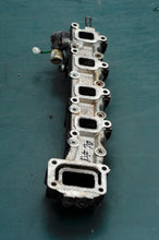 Cargar imagen en el visor de la galería, DF 70 60 HP Suzuki 14110-99e10-019 Exhaust Manifold black FOUR STROKE 1998-2009
