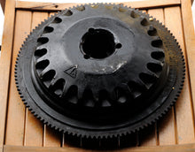 Load image into Gallery viewer, 200 225 250 HP Evinrude Ficht Flywheel 0586651 0586651 two stroke ‘01-05 0586653
