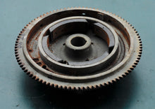 Cargar imagen en el visor de la galería, DT 40 Suzuki flywheel 32102-94412 two stroke electric start &amp; pull start F3t752 magneto

