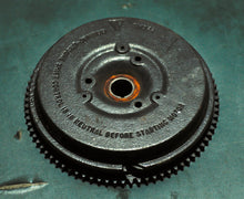 Charger l'image dans la galerie, 25 35 hp Johnson Evinrude OMC 514322 0514322 FLYWHEEL Assy 1997-2003 3 cylinder Two stroke
