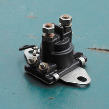 Charger l'image dans la galerie, 25 hp Johnson Evinrude OMC 0586180 586180 SOLENOID Assy starter, 1997-2003 3 cylinder two stroke
