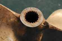 Load image into Gallery viewer, Mercruiser Bravo propeller
