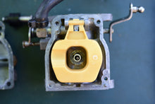 Load image into Gallery viewer, 30 hp Mercury carburetor 823799A12 823799A11, 822514A2 OIL TANK, 818902A2 OIL PUMP, oil-injected Two Stroke
