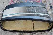 Charger l'image dans la galerie, 50 HP Yamaha top cowl 6H5-42610-45-4D, 6H5-42610-43-EK, 6H5-42610 - 1989 - 1994 Old style engine cover, two stroke 40 hp
