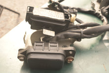 Charger l'image dans la galerie, BF 200 225 hp Honda 38210-ZY3-A01 FUSE BOX ASSY, 32415-ZY3-A00 MAIN FUSE CABLE ASSY starter Four Stroke
