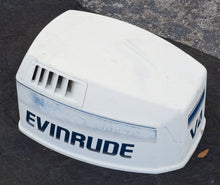 Load image into Gallery viewer, 115 hp Evinrude Ocean Pro top cowl 0435094 435094 engine cover Johnson
