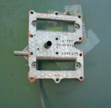 Charger l'image dans la galerie, 40 50 60 hp Evinrude E-tec 5005279 REED PLATE, 0351216 idle air inlet fitting Two Stroke
