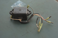Charger l'image dans la galerie, 4 &amp; 5 hp Yamaha cdi control unit 6e0-85540-71-00 Two Stroke 1984-00
