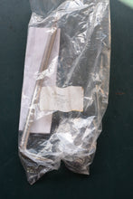 Cargar imagen en el visor de la galería, DF 150 175 HP Suzuki Drag lnk assy 67701-96j00
