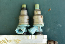 Cargar imagen en el visor de la galería, DT 150 175 200 Suzuki Fuel Injectors 15710-92e01, fuel pipe, Two Stroke, Super Six
